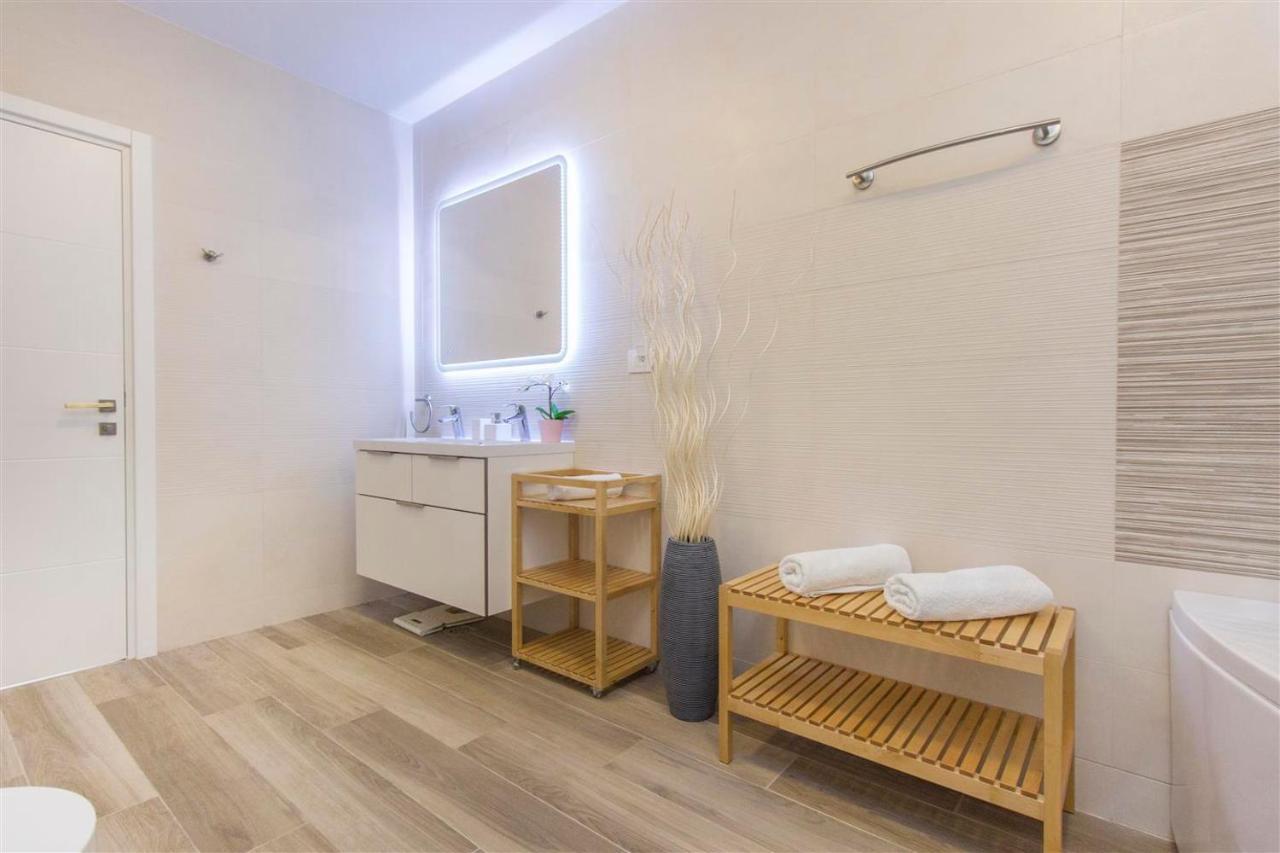 Villa Top Of Murter, Three Bedroom Apartment エクステリア 写真